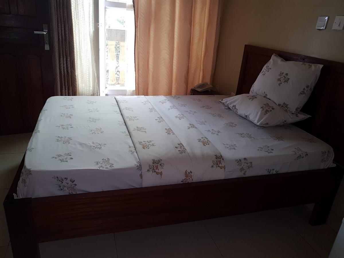 Hotel La Benediction Goma Экстерьер фото